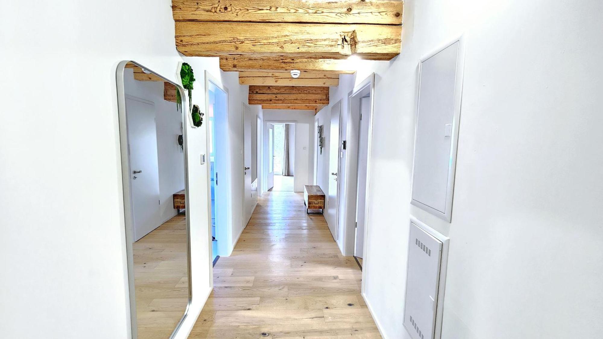 Apartamento Wood World Luxury - Massage - Bergblick - Tranpolin- Parken Markdorf Exterior foto