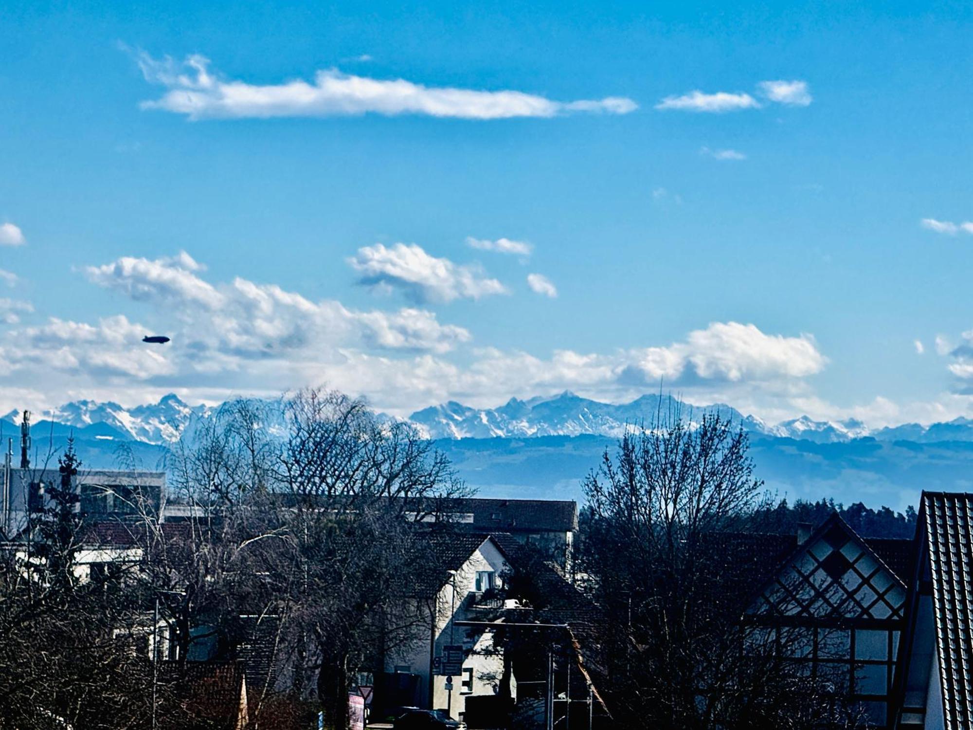 Apartamento Wood World Luxury - Massage - Bergblick - Tranpolin- Parken Markdorf Exterior foto