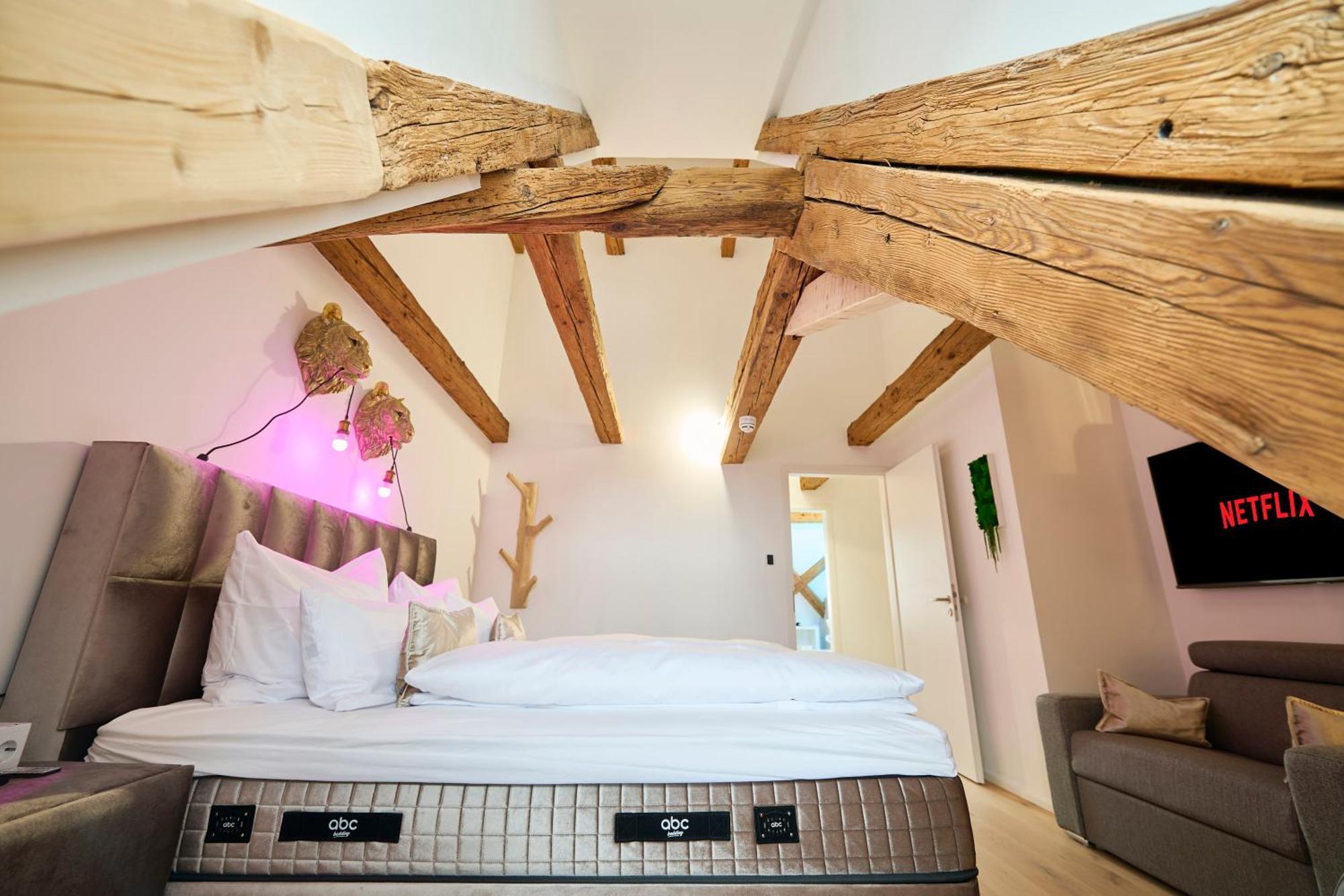 Apartamento Wood World Luxury - Massage - Bergblick - Tranpolin- Parken Markdorf Exterior foto